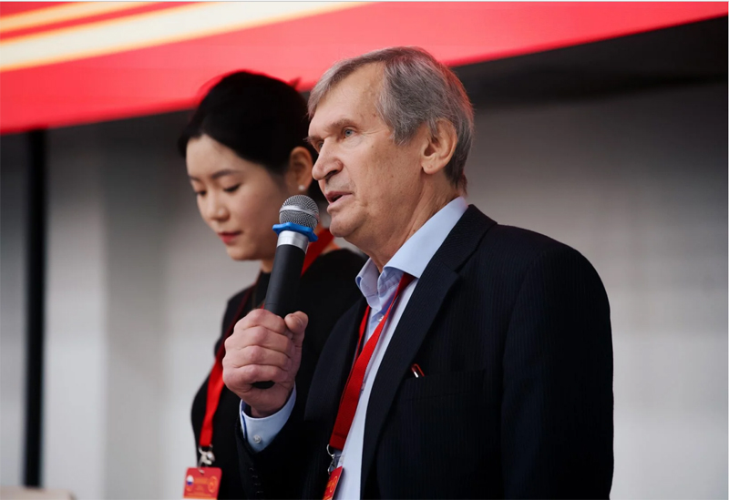 д.ф.-м.н. Г. В. Демиденко